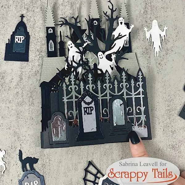 Gargoyle Wall Halloween Metal  - Photography Triangle review and price